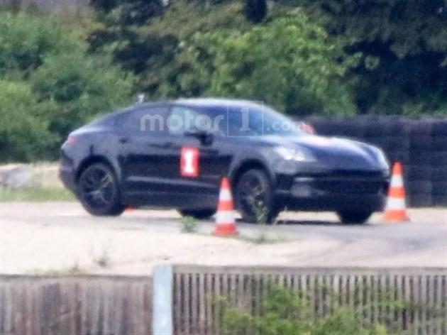 保時捷新SUV諜照曝光 疑似Cayenne轎跑版